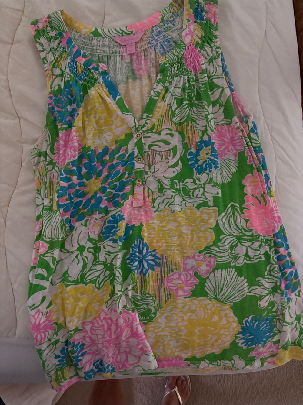 Sleeveless Floral Green Multicolor Shirt